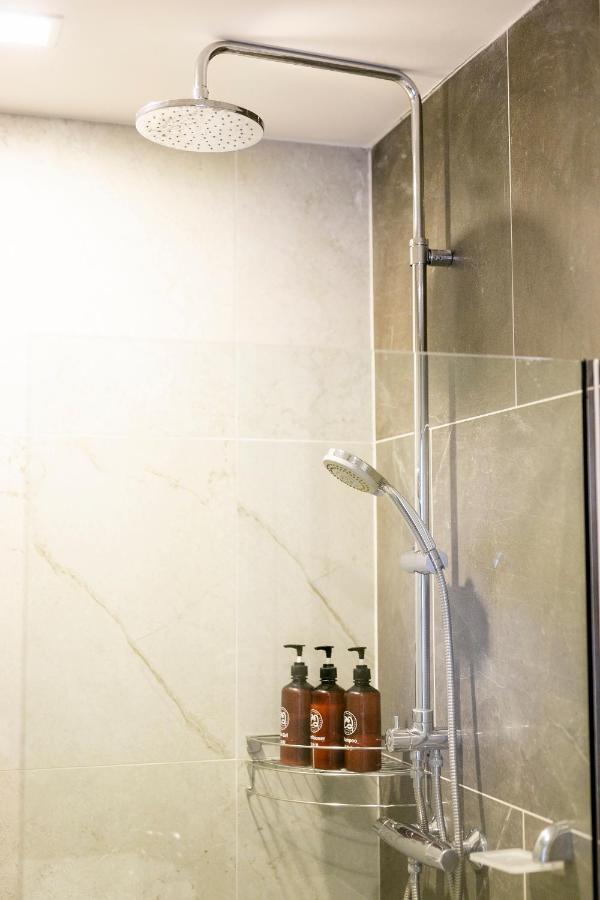 Anta Residence "Self-Sevice Apartment" Chiang Mai Exterior photo